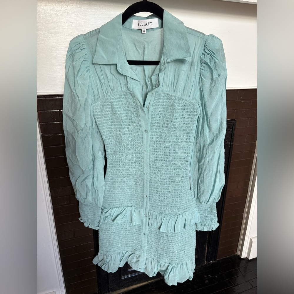 Elliatt Mint Green Button-Front Dress with Ruffle Collar